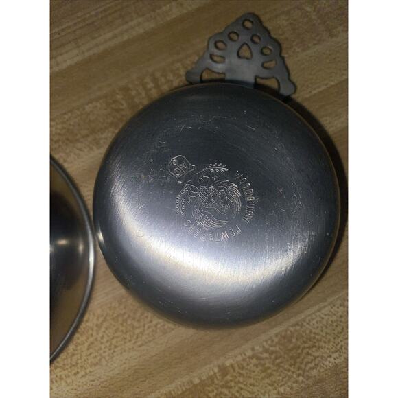 2 Royal Holland & Woodbury Pewter Porringer Bowl Dish Ornate Handles Unmatched - Picture 6 of 8